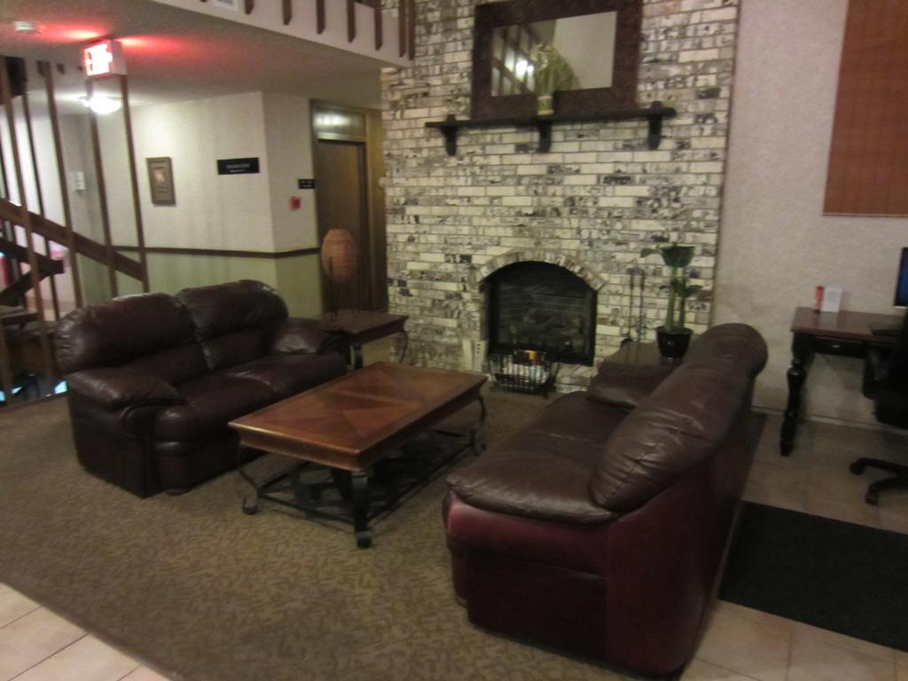 Ripon Welcome Inn And Suites Екстер'єр фото