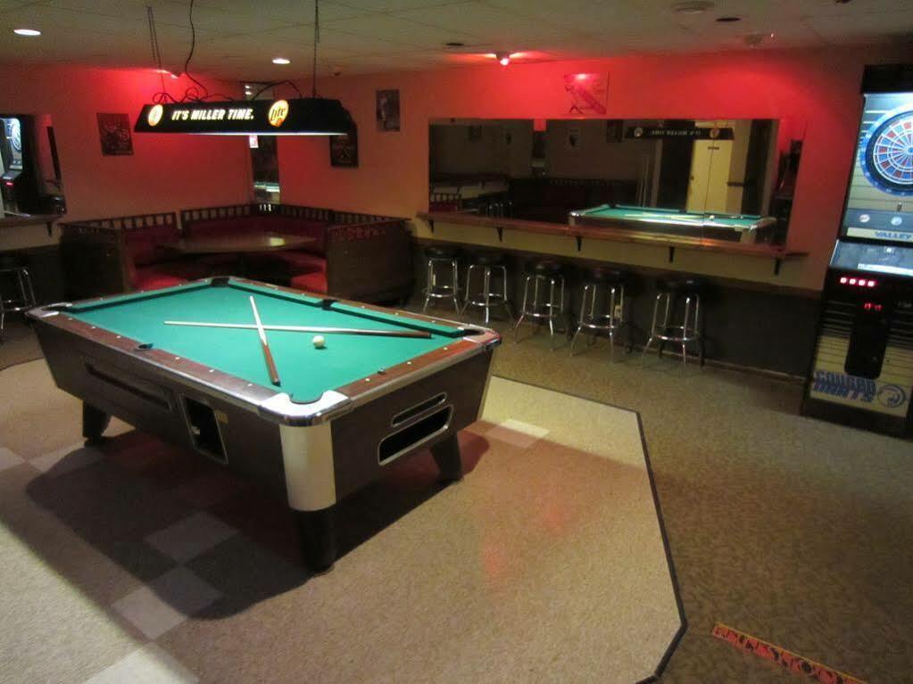 Ripon Welcome Inn And Suites Екстер'єр фото